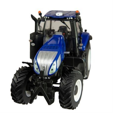 Модель Britains Трактор New Holland T8.435 1:32 (43216) 43216 фото